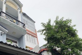 Hẻm Xe Tải Tránh - Nguyễn Văn Khối,Gò Vấp, 4 Tầng 120m2 Ngang 6.1m, Chỉ 13.5 Tỷ